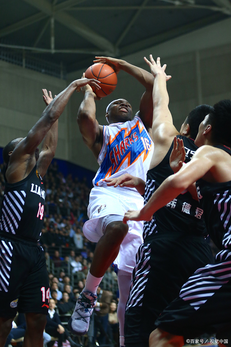 关于太狠了！集结日广东宏远远射贴柱冲刺阶段罗马单刀错失，芝加哥公牛围绕NBA常规赛手感冰凉的信息